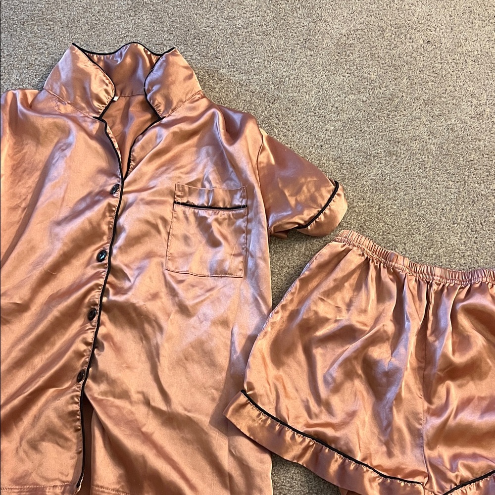 Satin Sleepwear Set in Peach